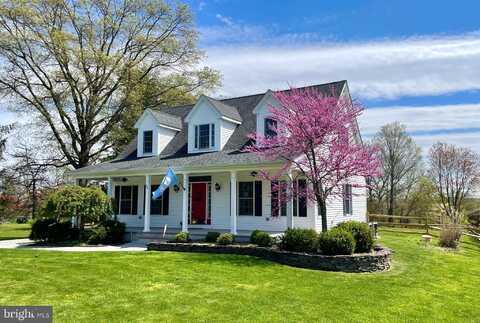 38 HEWITT ROAD, LAMBERTVILLE, NJ 08530