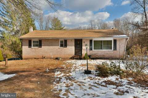 1372 LAURELWOOD ROAD, POTTSTOWN, PA 19465