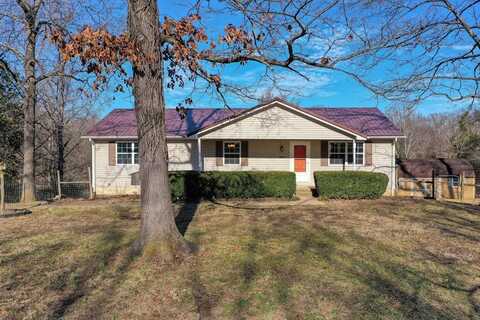 1555 Manleyville Road, SPRINGVILLE, TN 38256