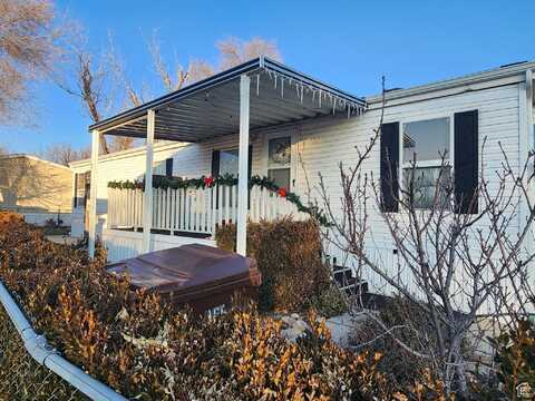 3951 S WARBLER W, Salt Lake City, UT 84123