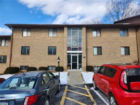 203 Piper Ln, Baden, PA 16001