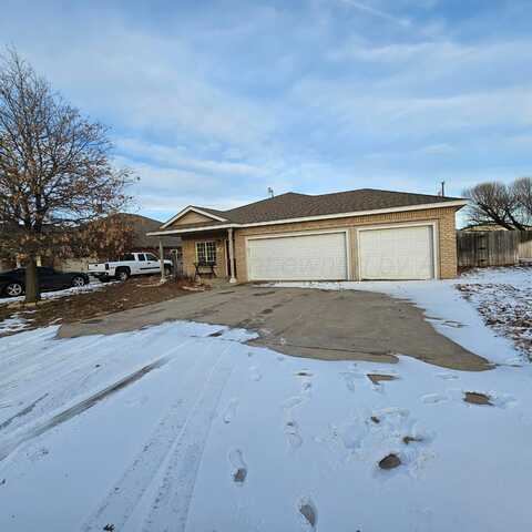 909 PHEASANT RUN, Dumas, TX 79029