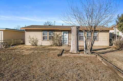 111 N Birge Avenue, Dumas, TX 79029