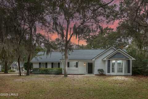 2 Beau Circle, Beaufort, SC 29907