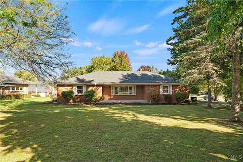 130 Pleasant View Drive, Lancaster, NY 14086