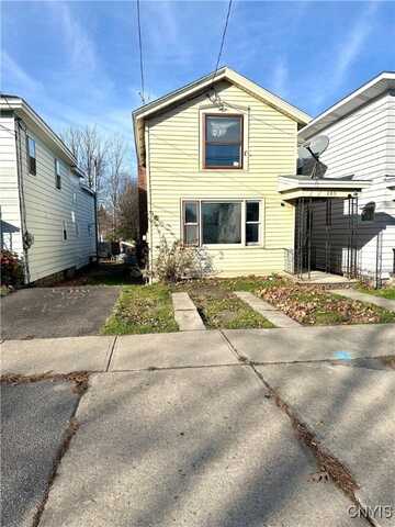 123 W Seneca Street, Oswego, NY 13126