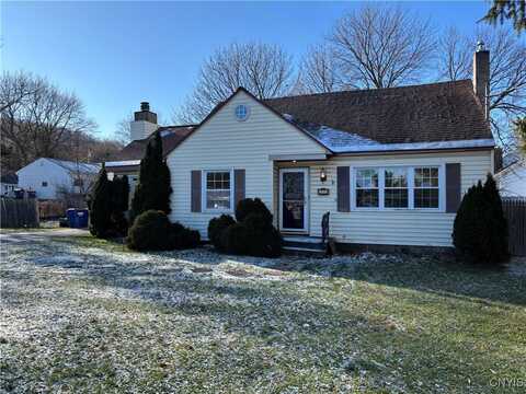 704 S Onondaga Road, Camillus, NY 13219