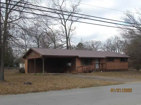 1104 Parkway, Crossett, AR 71635