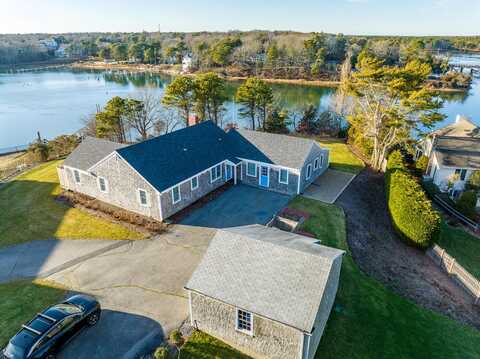 30 Captain Nickerson Lane, South Dennis, MA 02660