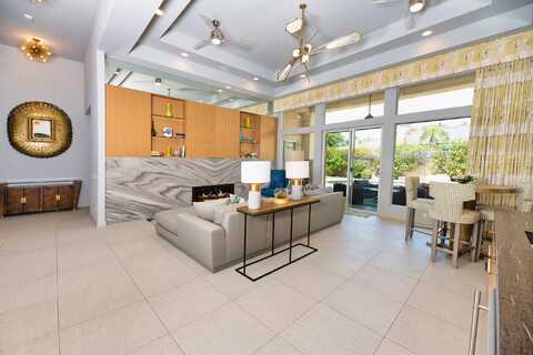 12 Varsity Circle, Rancho Mirage, CA 92270