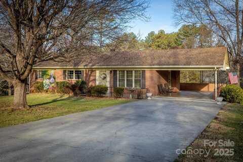 104 Tron Park Avenue NE, Valdese, NC 28690
