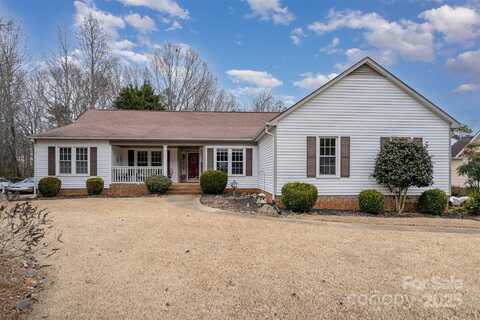 4554 Appaloosa Lane, Charlotte, NC 28215