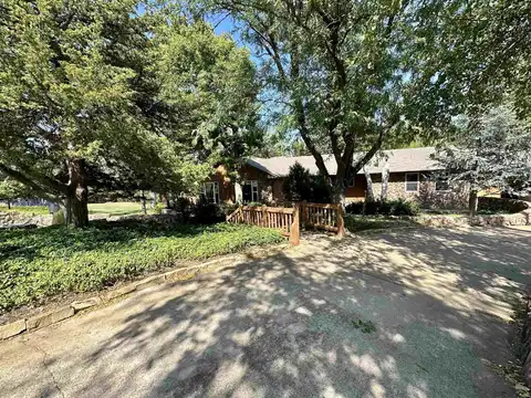 38 Country Oaks, Woodward, OK 73801