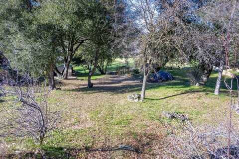 40692 Goldside Drive, Oakhurst, CA 93644