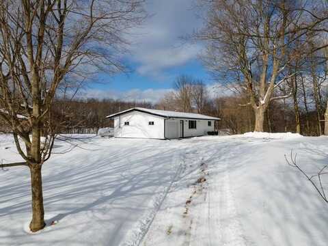 2400 HUBBLE RD, HASTINGS, MI 49058