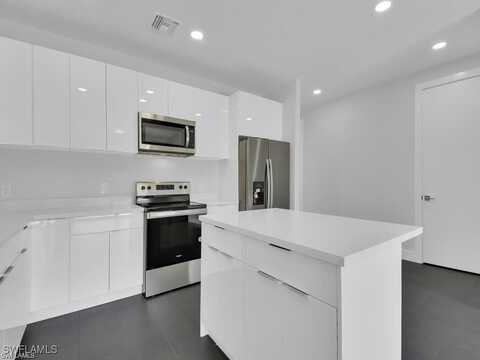 4550 29th Street SW, Lehigh Acres, FL 33973