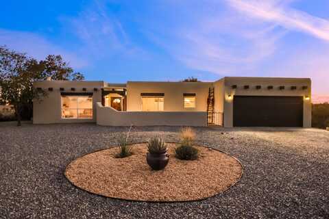 257 Camino De La Tierra, Corrales, NM 87048