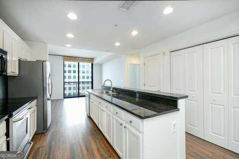3040 Peachtree, Atlanta, GA 30305