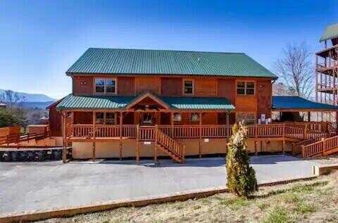 1935 Blackthorn Trail, Sevierville, TN 37876