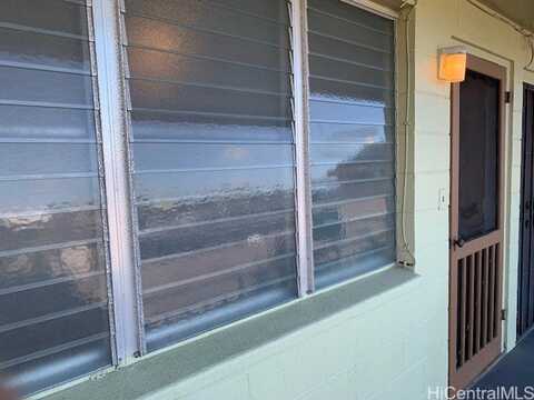 1313 Ahiahi Street, Honolulu, HI 96817