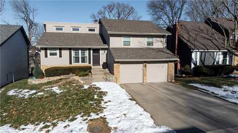 604 NE Burning Tree Street, Lees Summit, MO 64064