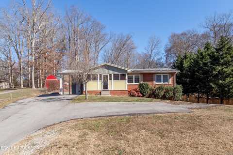 421 Maple Ave, Oliver Springs, TN 37840