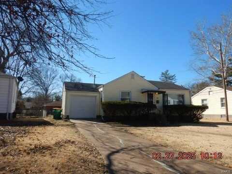 1120 Grenshaw Drive, Saint Louis, MO 63137
