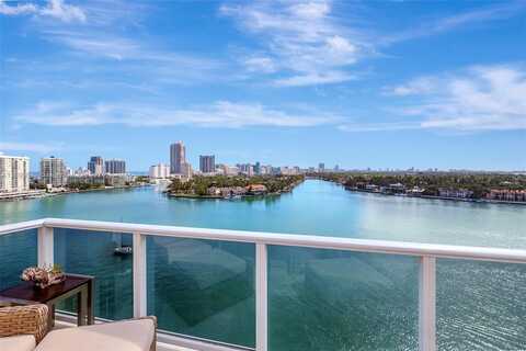 900 Bay Dr, Miami Beach, FL 33141