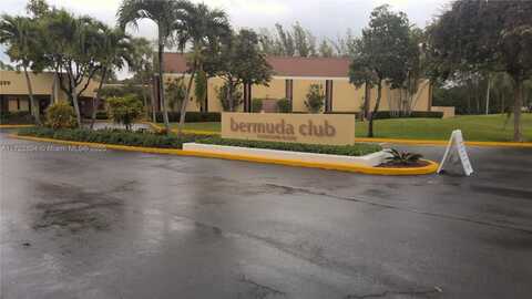 6051 NW 61st Ave, Tamarac, FL 33319