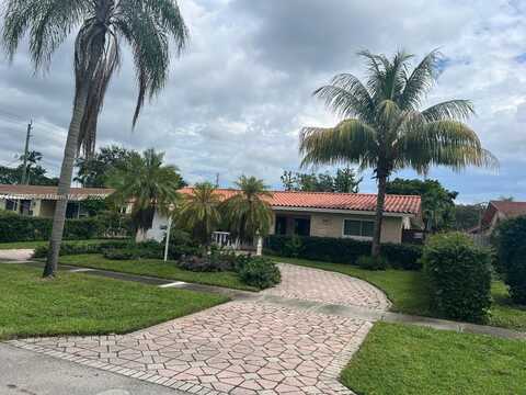 2001 N 41st Avenue, Hollywood, FL 33021