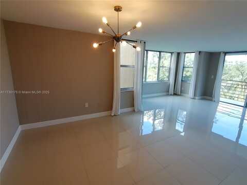 17890 W Dixie Hwy 518 Hwy, North Miami Beach, FL 33160
