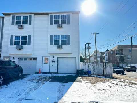 25 Larch St Street, Carteret, NJ 07008