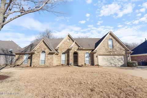 2734 Pyramid Drive, Southaven, MS 38672