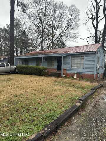 3190 Charleston Drive, Jackson, MS 39212