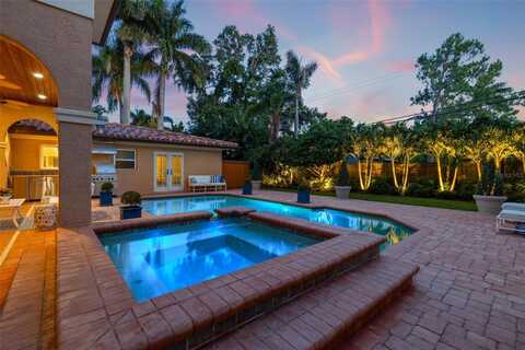 1124 SEVILLE LANE NE, Saint Petersburg, FL 33704