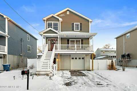 9 Montana Avenue, Port Monmouth, NJ 07758