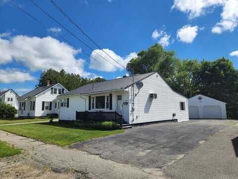 433 Aroostook Avenue, Millinocket, ME 04462