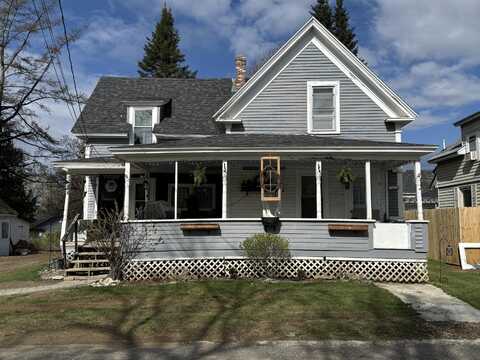 75 High Street, Houlton, ME 04730