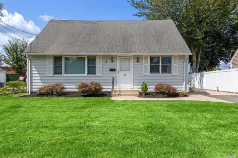 28 S Elm Street, Hicksville, NY 11801