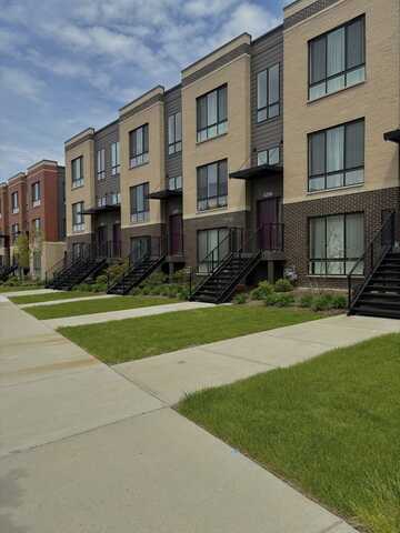 1276 Lakepointe Drive, Schaumburg, IL 60173