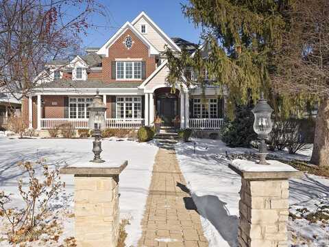 370 Oak Street, Glen Ellyn, IL 60137