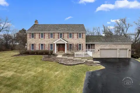 38w351 Foxwood Lane, Saint Charles, IL 60175