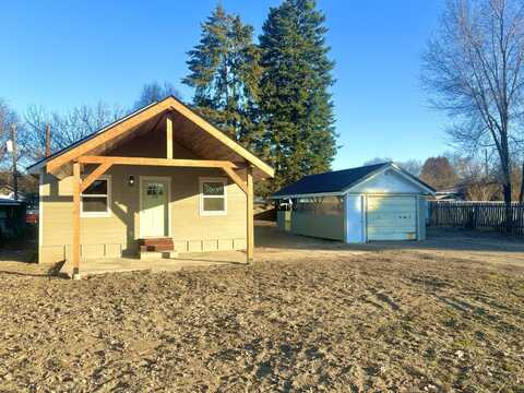 635 JUNIPER ST, KETTLE FALLS, WA 99141