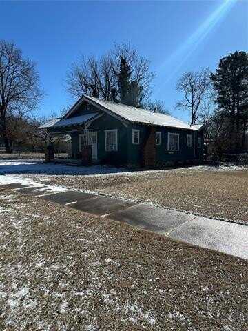 706 E 13th Street, Okmulgee, OK 74447