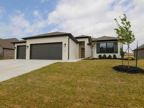 912 E Jacksonville Street, Broken Arrow, OK 74012