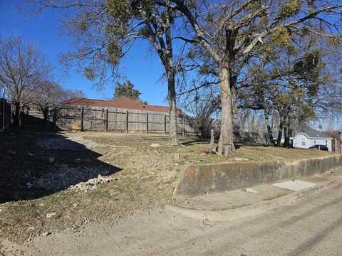 545 Hatton Street, Dallas, TX 75203