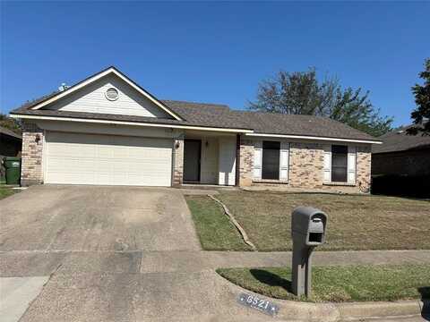 6521 Kary Lynn Drive N, Watauga, TX 76148