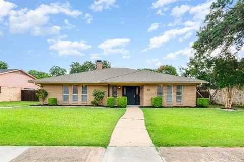 202 Randy Lee Lane, McKinney, TX 75071