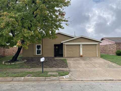 5620 Norris Street, Fort Worth, TX 76119