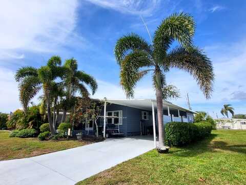 5664 Halifax Dr, Sarasota, FL 34233